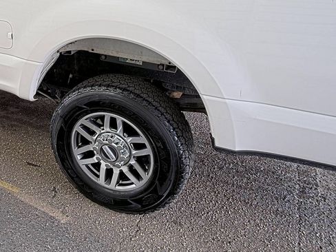 Used 2017 Ford F250 Lariat w/ Lariat Ultimate Package AWD/4WD image 8