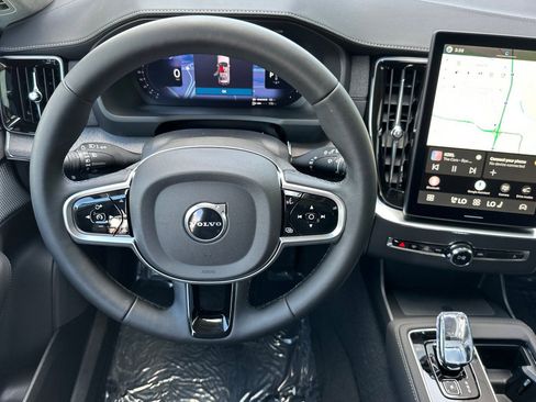 New 2026 Volvo XC90 T8 Ultra w/ Lounge Package AWD/4WD image 13