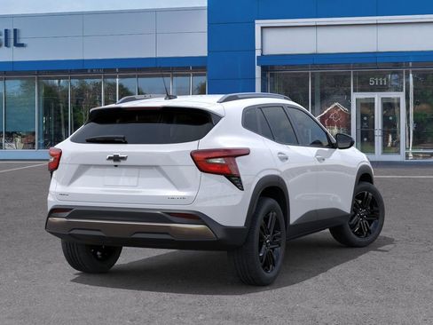 New 2026 Chevrolet Trax ACTIV FWD image 4