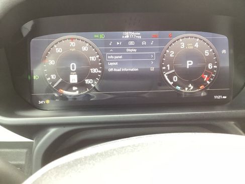 Used 2022 Land Rover Defender 110 X-Dynamic SE image 34