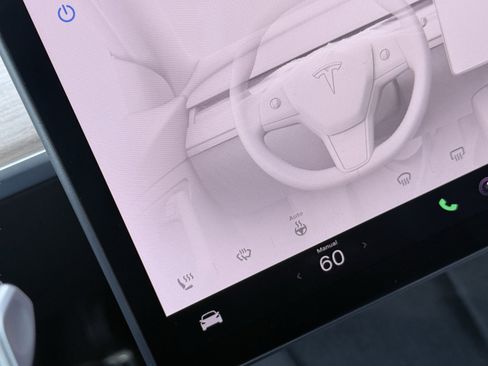 Used 2022 Tesla Model Y Performance image 63