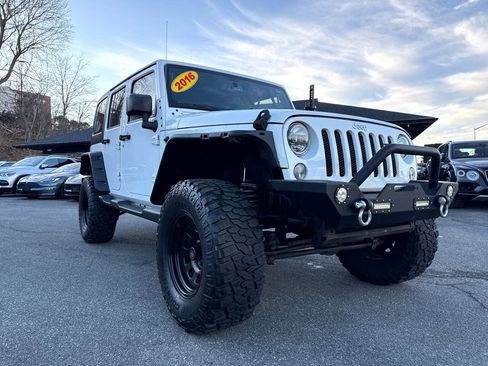 Used 2016 Jeep Wrangler Unlimited Sport w/ Quick Order Package 24S image 8
