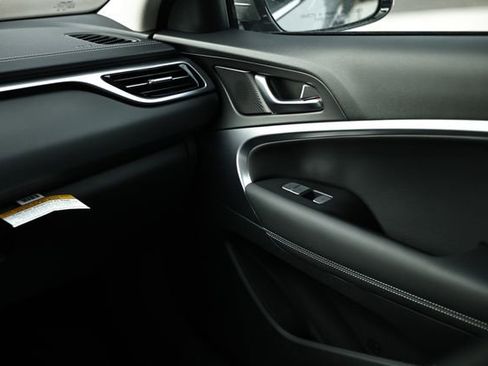 New 2026 Genesis G70 2.5T image 28