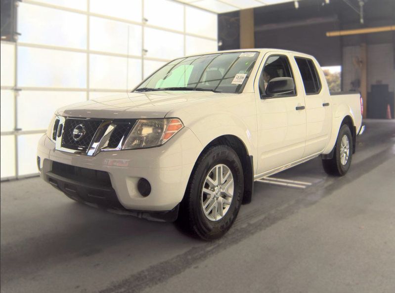 Used 2021 Nissan Frontier SV RWD image 3