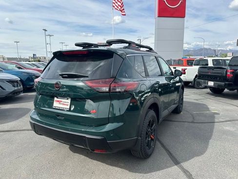 New 2026 Nissan Rogue SV AWD/4WD image 10