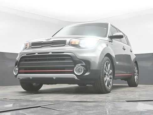 Used 2019 Kia Soul ! FWD image 41