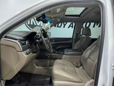 Used 2018 Chevrolet Tahoe LT w/ LT Signature Package image 13