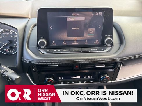 Used 2021 Nissan Rogue SV image 25