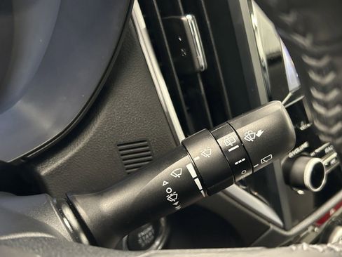 Used 2022 Subaru Forester Premium image 26