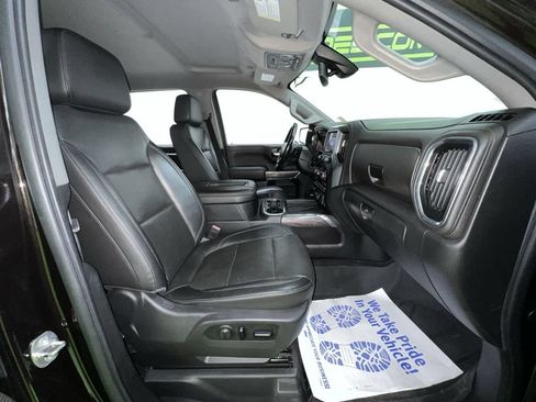 Used 2019 Chevrolet Silverado 1500 LTZ w/ LTZ Plus Package AWD/4WD image 29