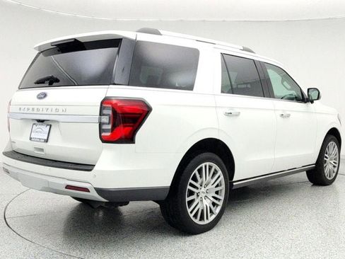 Used 2023 Ford Expedition Limited image 5
