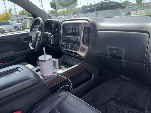 Used 2018 GMC Sierra 1500 Denali w/ Denali Ultimate Package AWD/4WD image 12