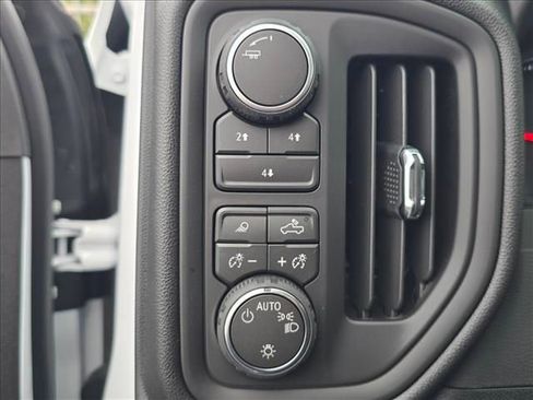 New 2026 Chevrolet Silverado 2500 W/T AWD/4WD image 18