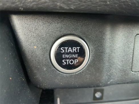 Used 2023 Nissan Rogue Platinum w/ Platinum Premium Package image 28