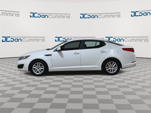 Used 2011 Kia Optima LX w/ Convenience Pkg image 5
