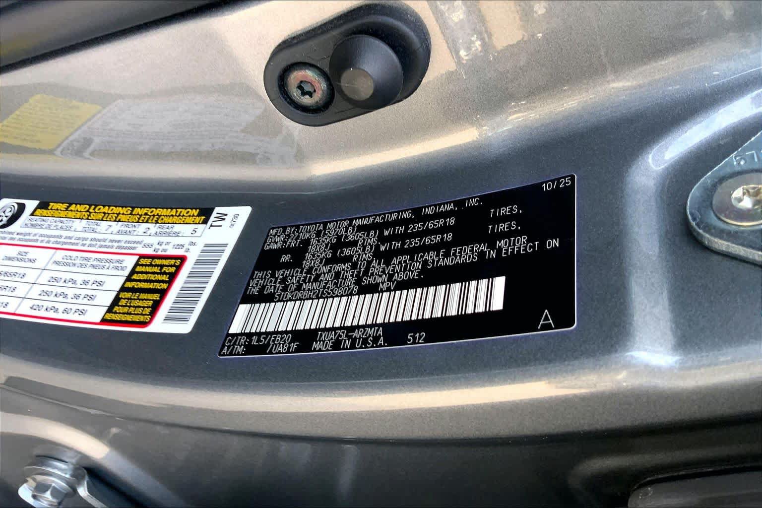 Used 2026 Toyota Highlander XLE AWD/4WD image 32