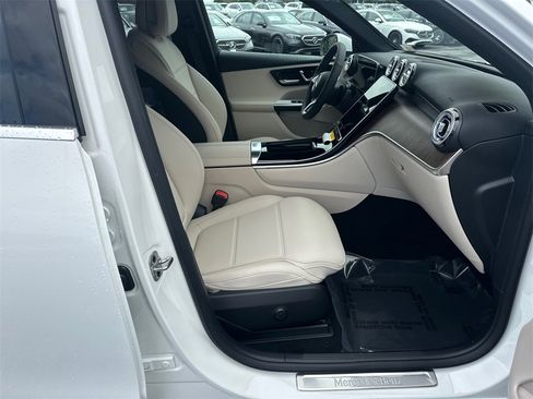 New 2026 Mercedes-Benz GLC 350e 4MATIC image 14
