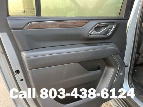 Used 2024 Chevrolet Suburban Premier RWD image 12