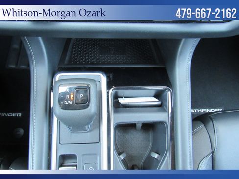 Used 2023 Nissan Pathfinder SL image 42