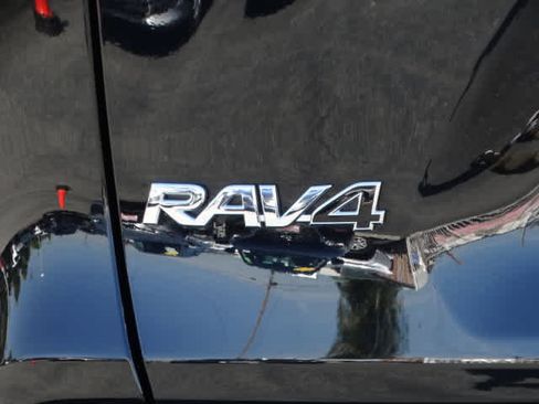 Certified 2024 Toyota RAV4 XLE image 10
