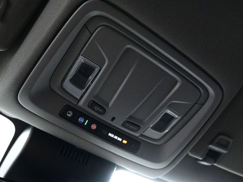 Used 2022 Chevrolet Silverado 1500 LT image 29