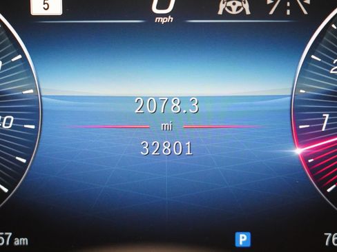 Used 2024 Mercedes-Benz GLS 580 4MATIC image 20