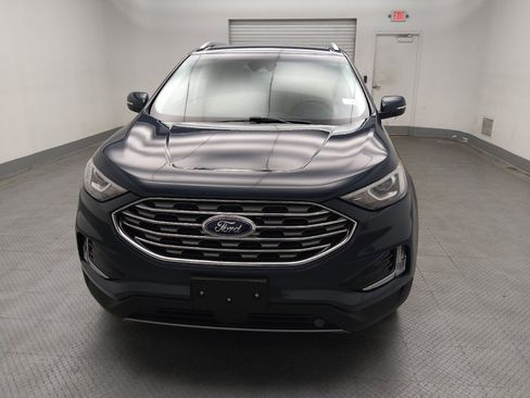 Used 2019 Ford Edge Titanium w/ Cold Weather Package AWD/4WD image 15