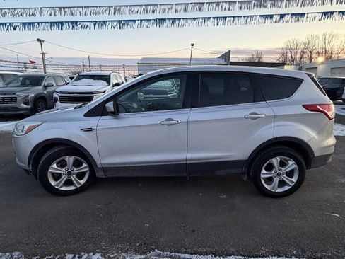 Used 2015 Ford Escape SE image 14