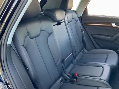 Used 2018 Audi Q5 2.0T Premium Plus w/ Premium Plus Package AWD/4WD image 20