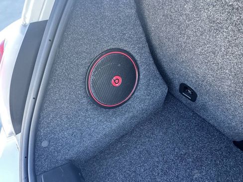 Used 2015 FIAT 500 Abarth w/ Beats Audio Package FWD image 15