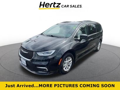 Used 2022 Chrysler Pacifica Touring-L