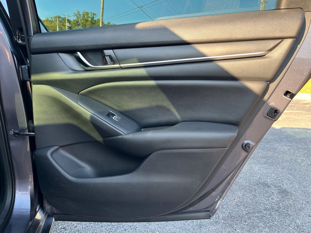Used 2020 Honda Accord Sport image 28