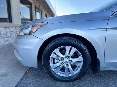 Used 2012 Honda Accord LX image 9