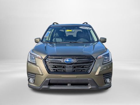Used 2024 Subaru Forester Limited AWD/4WD image 9