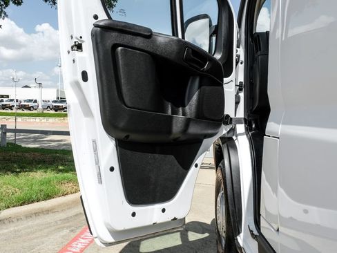 Used 2023 RAM ProMaster 2500 FWD image 38