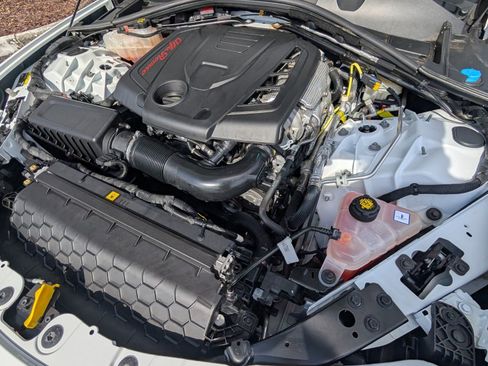 Used 2023 Alfa Romeo Giulia Veloce image 18