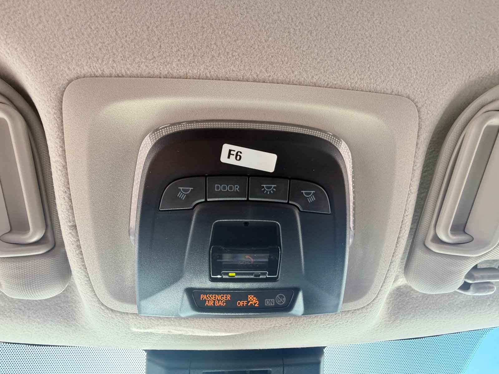 New 2027 Toyota Corolla LE w/ LE Premium Package FWD image 21
