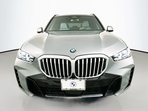 Used 2025 BMW X5 sDrive40i w/ Executive Package RWD image 2