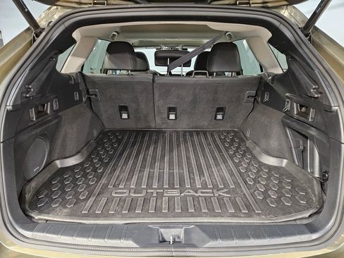 Used 2024 Subaru Outback Onyx Edition AWD/4WD image 18