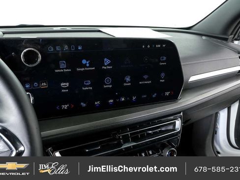 Certified 2025 Chevrolet Traverse LT FWD image 22