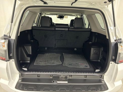 Certified 2024 Toyota 4Runner TRD Off-Road Premium w/ Off Road Premium Plus Package image 11