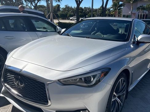 Used 2019 INFINITI Q60 3.0t Luxe w/ Essential Package image 1