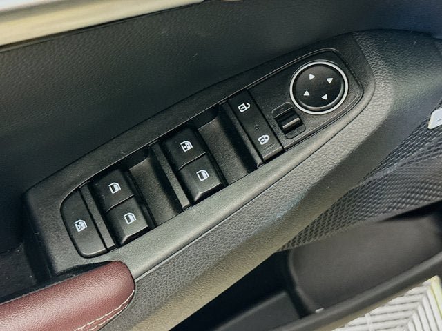 Certified 2023 Kia Seltos SX w/ SX Sunroof Package AWD/4WD image 18