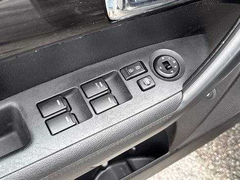 Used 2013 Kia Sorento LX FWD image 14