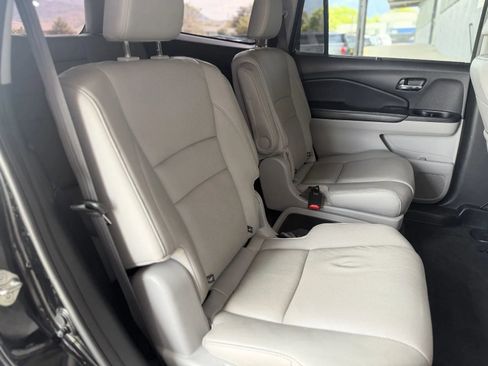 Used 2019 Honda Pilot Elite image 18