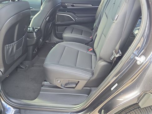 New 2025 Kia Telluride S image 16