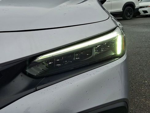 Used 2023 Honda Civic Sport image 9