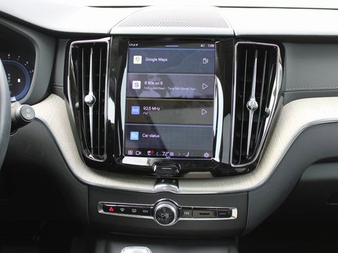 Used 2022 Volvo XC60 B6 Inscription w/ Advanced Package image 20