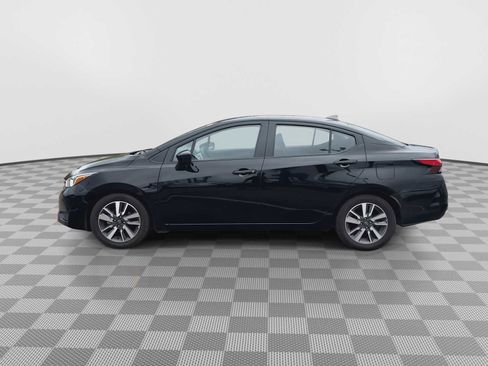Used 2023 Nissan Versa SV FWD image 5