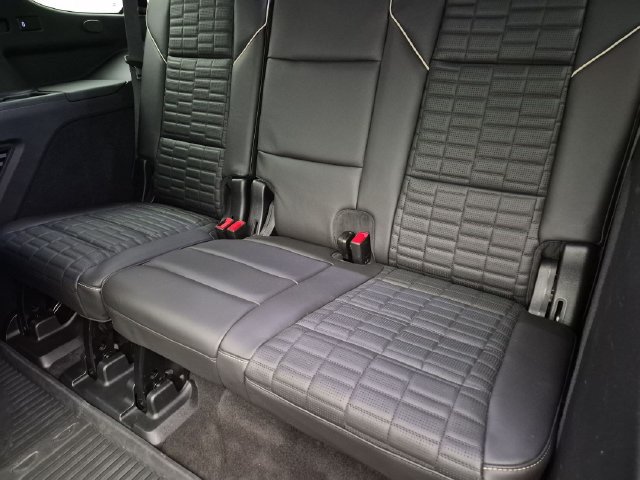 Certified 2023 Cadillac Escalade Sport Platinum w/ LPO, ONYX Package AWD/4WD image 25